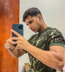Juliano S.